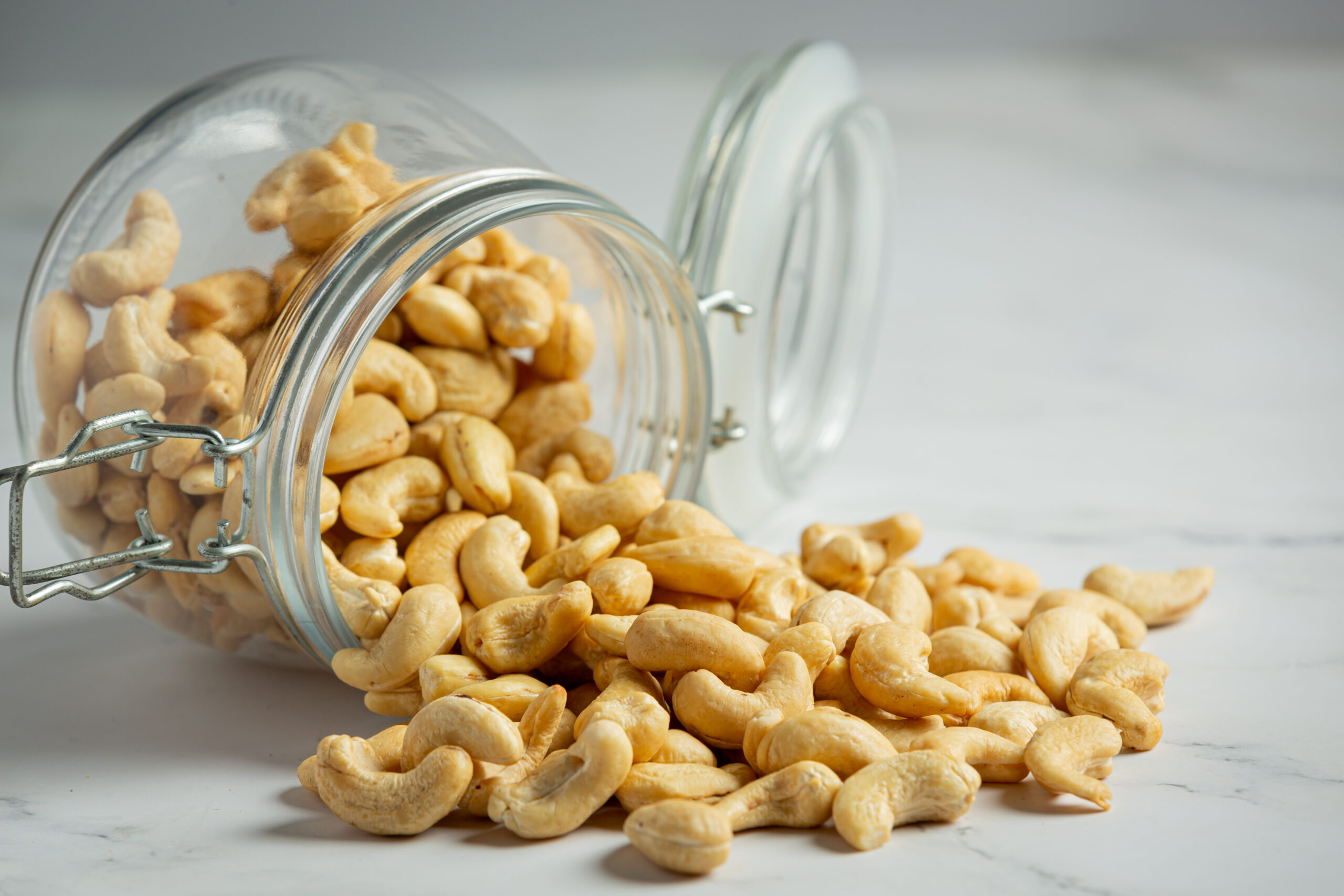 Cashew price per clearance pound